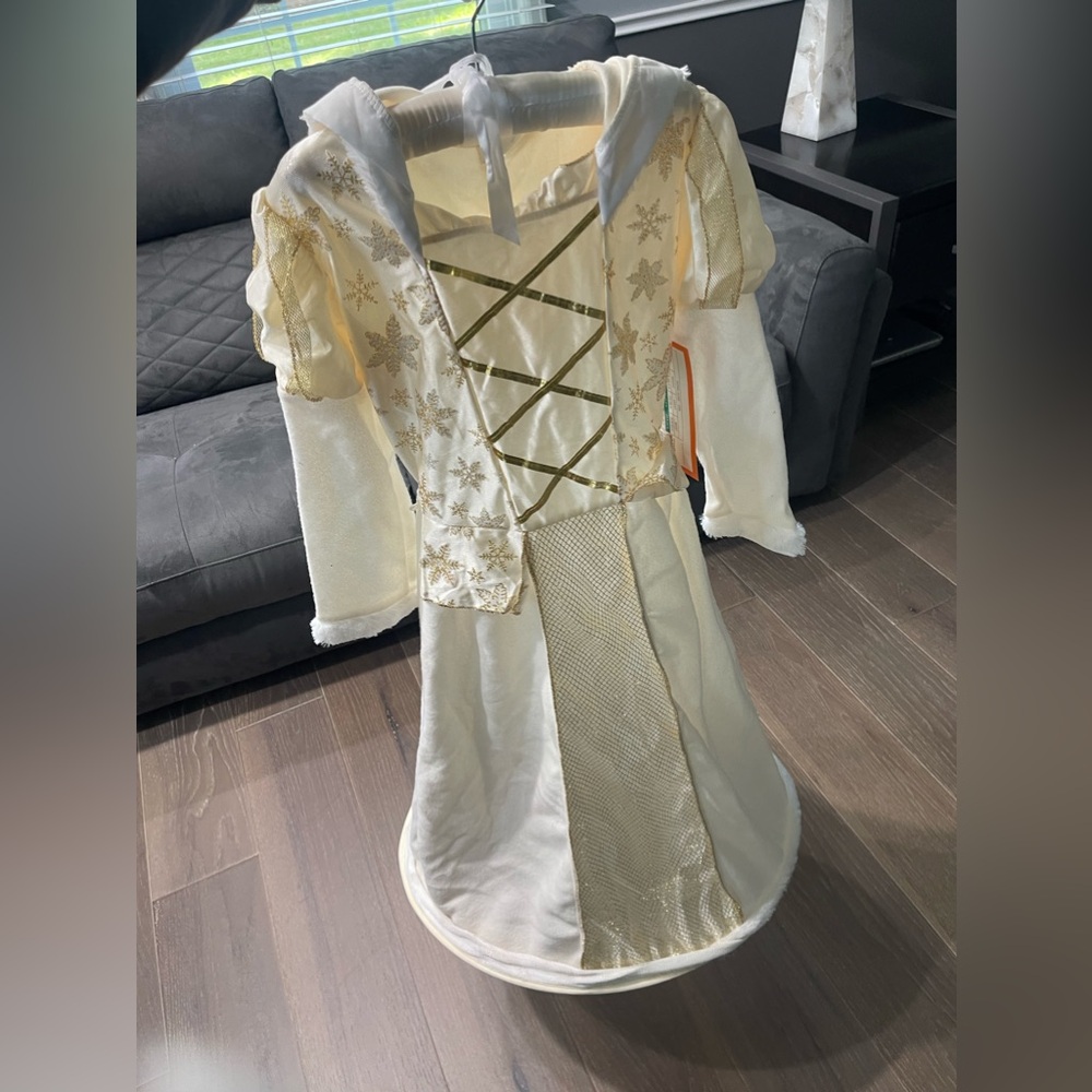 Target Snow Queen child costume. NWT medium 7-8